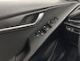 Kia Niro Hybrid 1.6 GDi ComfortLine (INCL-BTW) Aut. *ADAPTIVE-CRUISE | DIGI-COCKPIT | CARPLAY | CAMERA | COMFORTSEATS | DAB | ECC | PDC | CRUISE | TOWBAR | 16''ALU*