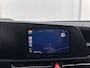 Kia Niro Hybrid 1.6 GDi ComfortLine (INCL-BTW) Aut. *ADAPTIVE-CRUISE | DIGI-COCKPIT | CARPLAY | CAMERA | COMFORTSEATS | DAB | ECC | PDC | CRUISE | TOWBAR | 16''ALU*