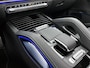 Mercedes-Benz GLE AMG 53 Hybrid 4MATIC+ Night Edition Premium Plus | Remklauwen in rood | Winterpakket | Sierelementen AMG carbon | Trekhaak | Aanhangwagenassistent | MAGIC VISION CONTROL | Dashcam | 22 inch kruisspaaks AMG-velgen | Stoelverwarming |