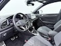 Volkswagen T-Roc 1.5 TSI R-Line Business | Pano dak | Trekhaak | Navigatie | Stoelverwarming |