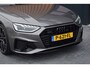 Audi A4 Limousine 40 TFSI quattro 204pk S-edition Competition | Schuifdak | 20" | Standkachel