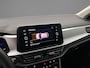 Volkswagen T-Roc Life Edition 1.5 TSI 150pk DSG Automaat Adaptive cruise control, Achteruitrijcamera, LED koplampen, App connect, Parkeersensoren, Airco, DAB, Radio