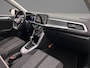 Volkswagen T-Roc Life Edition 1.5 TSI 150pk DSG Automaat Adaptive cruise control, Achteruitrijcamera, LED koplampen, App connect, Parkeersensoren, Airco, DAB, Radio