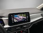 Volkswagen T-Roc Life Edition 1.5 TSI 150pk DSG Automaat Adaptive cruise control, Achteruitrijcamera, LED koplampen, App connect, Parkeersensoren, Airco, DAB, Radio
