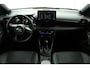 Toyota Yaris 1.5 Hybrid Executive Bi Tone | Sportstoelen | Climate Control | Stoelverwarming | 10 Jaar garantie! |