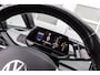 Volkswagen ID.3 204pk First Max 58 kWh | SoH 94% | Steunhaak | Panoramadak | Stoelverwarming | Camera | Adaptieve Cruise