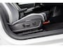 Volkswagen ID.3 204pk First Max 58 kWh | SoH 94% | Steunhaak | Panoramadak | Stoelverwarming | Camera | Adaptieve Cruise