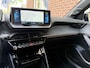 Peugeot e-208 EV GT Pack 50 kWh PANODAK / STOELVERW. / CAMERA / GROOT.NAVI