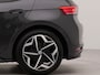 Volkswagen ID.3 First Plus 58 kWh | SoH 92,2 % | Apple Carplay | Achteruitrij camera | Parkeersensoren voor en achter | Wifi | Spraakbediening | Voorstoelen verwarmd | Navigatie |