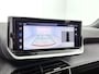 Peugeot 2008 SUV Allure Hybrid 145pk Automaat | Navigatie | Camera v+a | Climate Control | Adaptieve Cruise Control | Parkeersensoren v+a | Keyless | Dodehoeksensor | Draadloze Apple Carplay / Android Auto + telefoonlader | Digitaal instrumentenpaneel | DAB+ radio | Led koplampen | Donker getint glas | 17" lichtmetalen velgen |
