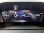 Peugeot 2008 SUV Allure Hybrid 145pk Automaat | Navigatie | Camera v+a | Climate Control | Adaptieve Cruise Control | Parkeersensoren v+a | Keyless | Dodehoeksensor | Draadloze Apple Carplay / Android Auto + telefoonlader | Digitaal instrumentenpaneel | DAB+ radio | Led koplampen | Donker getint glas | 17" lichtmetalen velgen |