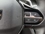 Peugeot 2008 SUV Allure Hybrid 145pk Automaat | Navigatie | Camera v+a | Climate Control | Adaptieve Cruise Control | Parkeersensoren v+a | Keyless | Dodehoeksensor | Draadloze Apple Carplay / Android Auto + telefoonlader | Digitaal instrumentenpaneel | DAB+ radio | Led koplampen | Donker getint glas | 17" lichtmetalen velgen |
