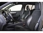 Volvo XC40 T5 Recharge R-Design - Panorama/schuifdak - IntelliSafe Assist - 360º Camera - Harman/Kardon audio - Verwarmde voorstoelen & stuur - Parkeersensoren voor & achter - Elektr. bedienb. voorstoelen met geheugen links - Standkachel - Extra getint glas - Inklapbare trekhaak - 19' LMV