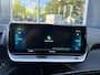 Peugeot e-208 EV 50kWh 136pk GT I SOH 99% I Panoramadak | Stoelverwarming | Navigatie | Apple CarPlay | Android Auto | Climate Control | Camera | parkeersensoren |