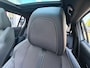 Peugeot e-208 EV 50kWh 136pk GT I SOH 99% I Panoramadak | Stoelverwarming | Navigatie | Apple CarPlay | Android Auto | Climate Control | Camera | parkeersensoren |