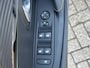 Peugeot e-208 EV 50kWh 136pk GT I SOH 99% I Panoramadak | Stoelverwarming | Navigatie | Apple CarPlay | Android Auto | Climate Control | Camera | parkeersensoren |