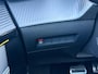 Peugeot e-208 EV 50kWh 136pk GT I SOH 99% I Panoramadak | Stoelverwarming | Navigatie | Apple CarPlay | Android Auto | Climate Control | Camera | parkeersensoren |