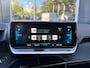 Peugeot e-208 EV 50kWh 136pk GT I SOH 99% I Panoramadak | Stoelverwarming | Navigatie | Apple CarPlay | Android Auto | Climate Control | Camera | parkeersensoren |