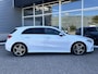 Mercedes-Benz A-klasse 180 Business Solution AMG