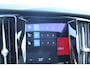 Volvo V60 2.0 T8 Plug-in hybrid AWD Ultra Dark Bowers & Wilkins premium audio | Stoelventilatie | Stoelmassage | 360" Camera | Panoramadak | Gelamineerde zijruiten | T8 Performance upgrade |