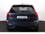 Volvo XC60 T6 Recharge AWD Plus Dark - Panorama/schuifdak - IntelliSafe Assist & Surround - 360º Camera - Harman/Kardon audio - Adaptieve LED koplampen - Verwarmde voorstoelen, stuur & achterbank - Parkeersensoren voor & achter - Elektr. bedienb. voorstoelen met geheugen - Head up display - Draadloze tel. lader - Extra getint glas - Inklapbare trekhaak - 20' LMV