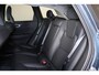 Volvo XC60 T6 Recharge AWD Plus Dark - Panorama/schuifdak - IntelliSafe Assist & Surround - 360º Camera - Harman/Kardon audio - Adaptieve LED koplampen - Verwarmde voorstoelen, stuur & achterbank - Parkeersensoren voor & achter - Elektr. bedienb. voorstoelen met geheugen - Head up display - Draadloze tel. lader - Extra getint glas - Inklapbare trekhaak - 20' LMV