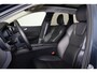 Volvo XC60 T6 Recharge AWD Plus Dark - Panorama/schuifdak - IntelliSafe Assist & Surround - 360º Camera - Harman/Kardon audio - Adaptieve LED koplampen - Verwarmde voorstoelen, stuur & achterbank - Parkeersensoren voor & achter - Elektr. bedienb. voorstoelen met geheugen - Head up display - Draadloze tel. lader - Extra getint glas - Inklapbare trekhaak - 20' LMV