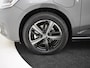 Volkswagen Caddy Maxi Commercial vehicles Kombi Limited Edition 7 persoons 1.5 eHybrid EU6 85 kW (115 pk) DSG-6 | 'App-Connect' draadloze smartphone integratie | Achteruitrijcamera | Adaptive cruisecontrol (Adaptive Cruise Control)