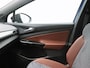 Volkswagen ID.4 First 77 kWh 204 Pk Automaat | Camera | Stoelverwarming | Half Leer | Adaptive Cruise | Climatronic | CarPlay | 20 Inch | 84.641 Km !!