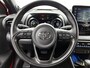 Toyota Yaris 1.5 Hybrid Launch Edition | BTW Voertuig | JBL | Head-up display | Dodehoek detectie | Parkeersensoren voor+achter | Stoelverwarming | Draadloze telefoonlader | Apple CarPlay/Android Auto | Cruise Control Adaptive |