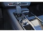 Volvo S90 T8 AWD Plus Dark - Schuif/kanteldak - IntelliSafe Assist & Surround - 360º Camera - Harman/Kardon audio - Adaptieve LED koplampen - Verwarmde voorstoelen, stuur & achterbank - Parkeersensoren voor & achter - Elektr. bedienb. voorstoelen met geheugen - Extra getint glas - 19' LMV