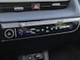 Hyundai Ioniq 5 Connect 77.4 kWh / SOH 100% / Fabrieksgarantie tot 02-2028 / WLTP 507km / Trekgewicht 1600 kg / CCS snellader / warmtepomp / Stuur- & Stoelverwarming / Achteruitrijcamera / Adaptief cruise control / Keyless Entry/Start /