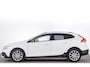 Volvo V40 Cross Country 1.5 T3 Polar+ Luxury Automaat | LEDER | PANORAMA