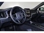 Volvo XC60 T8 Recharge AWD Plus Black Edition - Panorama/schuifdak - IntelliSafe Assist & Surround - Harman/Kardon audio - Adaptieve LED koplampen - Verwarmde voorstoelen, stuur & achterbank - Parkeersensoren voor & achter - Elektr. bedienb. voorstoelen met geheugen - Head up display - Draadloze tel. lader - Extra getint glas - Inklapbare trekhaak - 21' LMV