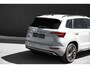 Skoda Karoq 1.5 TSI 7-DSG 150pk Sportline | Navi by App | Keyless | 18" | Stuur & Stoelverwarming | Parkeerhulp Achter