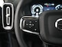 Volvo XC40 T2 Momentum | Trekhaak | Stoel- & Stuurverwarming | Camera | Carplay | Navigatie | Privacy Glass
