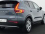 Volvo XC40 T2 Momentum | Trekhaak | Stoel- & Stuurverwarming | Camera | Carplay | Navigatie | Privacy Glass