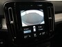 Volvo XC40 T2 Momentum | Trekhaak | Stoel- & Stuurverwarming | Camera | Carplay | Navigatie | Privacy Glass