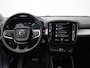 Volvo XC40 T2 Momentum | Trekhaak | Stoel- & Stuurverwarming | Camera | Carplay | Navigatie | Privacy Glass
