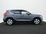 Volvo XC40 T2 Momentum | Trekhaak | Stoel- & Stuurverwarming | Camera | Carplay | Navigatie | Privacy Glass