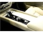 Volvo XC60 2.0 T6 AWD 250kW/340pk Aut8 Recharge Inscription Facelift! PANORAMADAK + ADAPT.CRUISE + STOEL-&STUURVERWARMING + CAMERA + PD-GLASS + GOOGLE DASH + KEYLESS ENTRY&GO + PILOT ASSIST + SUBWOOFER + LANE ASSIST + PARKSENSOREN + 20" LM-VELGEN!!