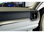 Volvo XC60 2.0 T6 AWD 250kW/340pk Aut8 Recharge Inscription Facelift! PANORAMADAK + ADAPT.CRUISE + STOEL-&STUURVERWARMING + CAMERA + PD-GLASS + GOOGLE DASH + KEYLESS ENTRY&GO + PILOT ASSIST + SUBWOOFER + LANE ASSIST + PARKSENSOREN + 20" LM-VELGEN!!