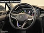 Volkswagen Passat GTE | ACC | IQ Light | Trekhaak | Camera