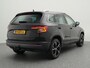 Skoda Karoq 1.5 TSI 150pk AUTOMAAT Business Edition | Trekhaak | Adaptieve cruise control | Stoelverwarming voor & achter | Verwarmbaar voorruit |