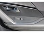 Peugeot e-2008 EV GT 54 kWh | Navigatie | Camera | Fase 3 laden | 18 Inch LMV | Apple carplay | Nieuw model |