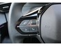 Peugeot e-2008 EV GT 54 kWh | Navigatie | Camera | Fase 3 laden | 18 Inch LMV | Apple carplay | Nieuw model |