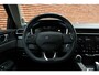 Lynk & Co 01 1.5 | Trekhaak | Panoramadak | Achteruitrijcamera | Elektrische bestuurdersstoel met geheugen | Stoelverwarming | Actieve bochtverlichting | Adaptieve Cruise Control | Stuurassistent | Lane Assist | Navigatie | Elektrische Achterklep | Keyless Entry | Dodehoekassistent