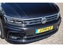 Volkswagen Tiguan 1.5 TSI ACT Highline Business R - Schuif-/kanteldak | Wegkl. trekhaak | Massagestoel | Stoelverw.