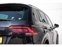 Volkswagen Tiguan 1.5 TSI ACT Highline Business R - Schuif-/kanteldak | Wegkl. trekhaak | Massagestoel | Stoelverw.