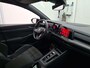 Volkswagen Golf 1.4 eHybrid GTE 245 PK| Origineel Nederlands | 1e Eigenaar | Navigatie | LED Matrix | Head-Updisplay | Dynamic Chassis Control | Stoelverwarming | Stuurwielverwarming | Dodehoekdetectie